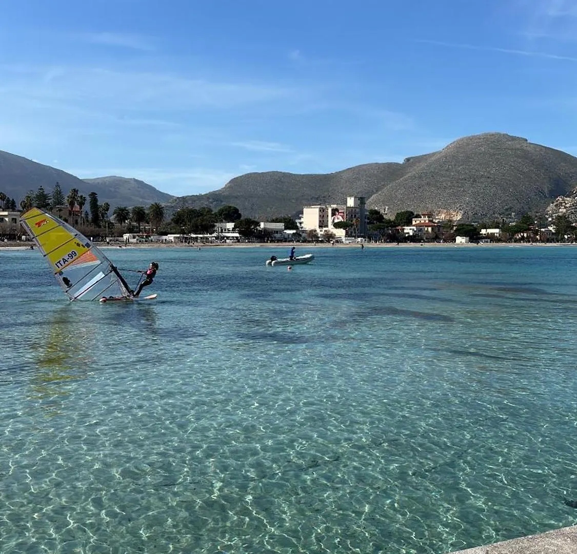 Mondello Room 0*,  Italy