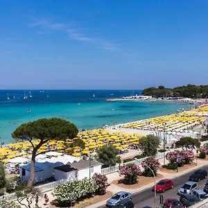 Affittacamere Camera Con Bagno Condiviso Di Fronte Spiaggia, Mondello
